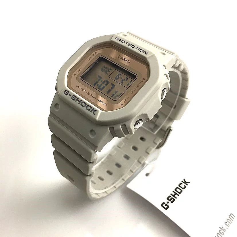 Feminine Casio G-Shock Classic Digital Watch White Gold GMDS5600-8