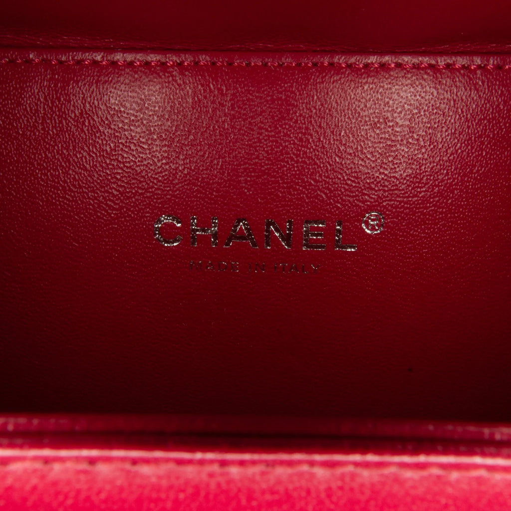 Pre-Owned Authenticated Chanel Small Caviar CC Filigree Vanity Bag Leather White Unisex (Like New)