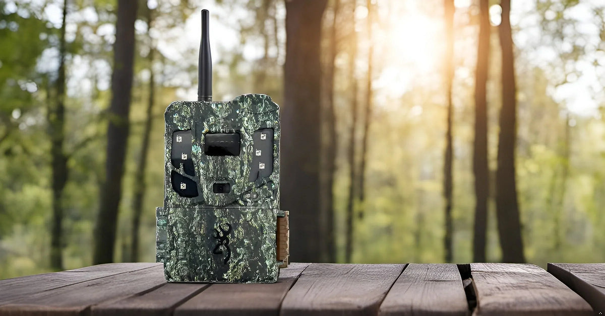 Browning 4PK Pro Scout Max HD Trail Camera, Security Box w/32GB M/Card & Reader